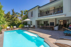 Spacious Five Bed House Central Franschhoek